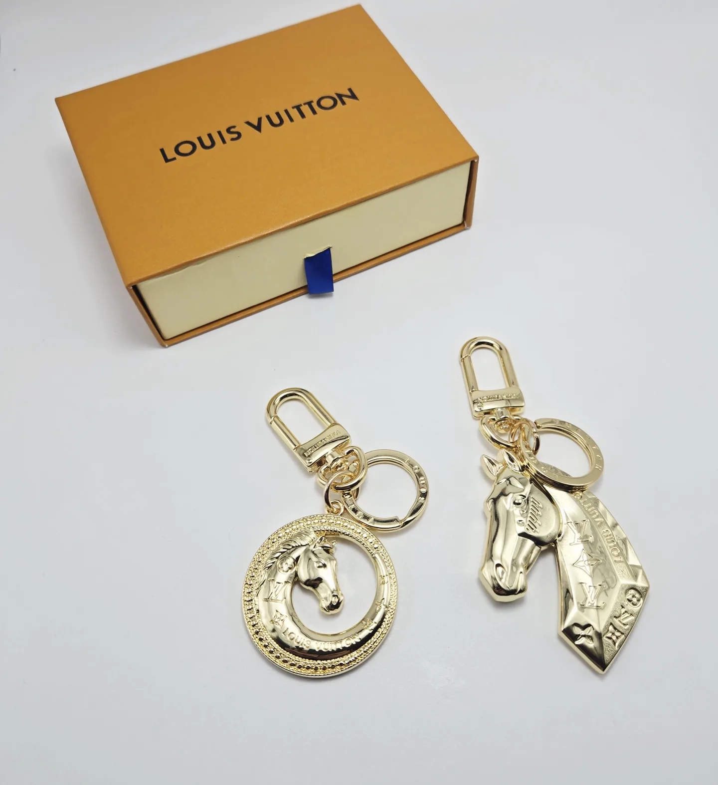 Louis Vuitton Keychain Durable 358