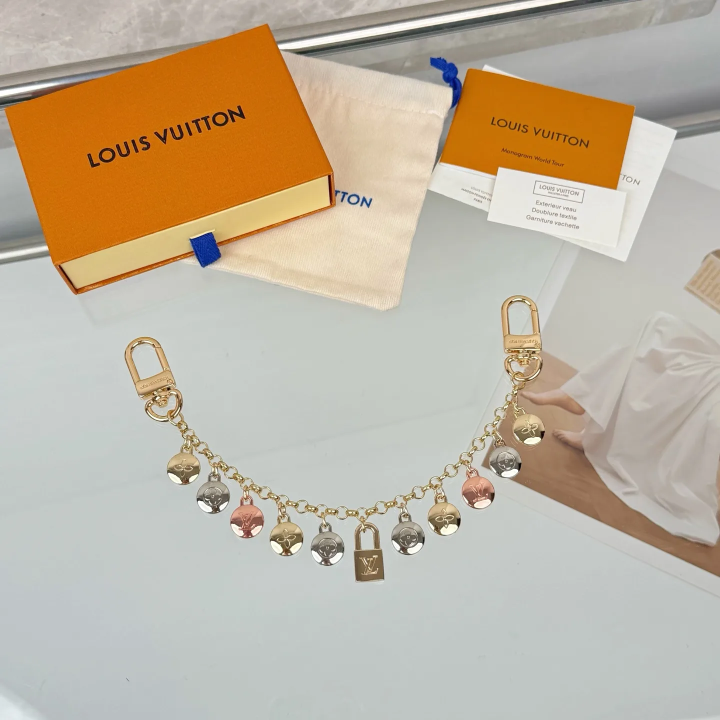 Louis Vuitton Keychain Seasonal 368