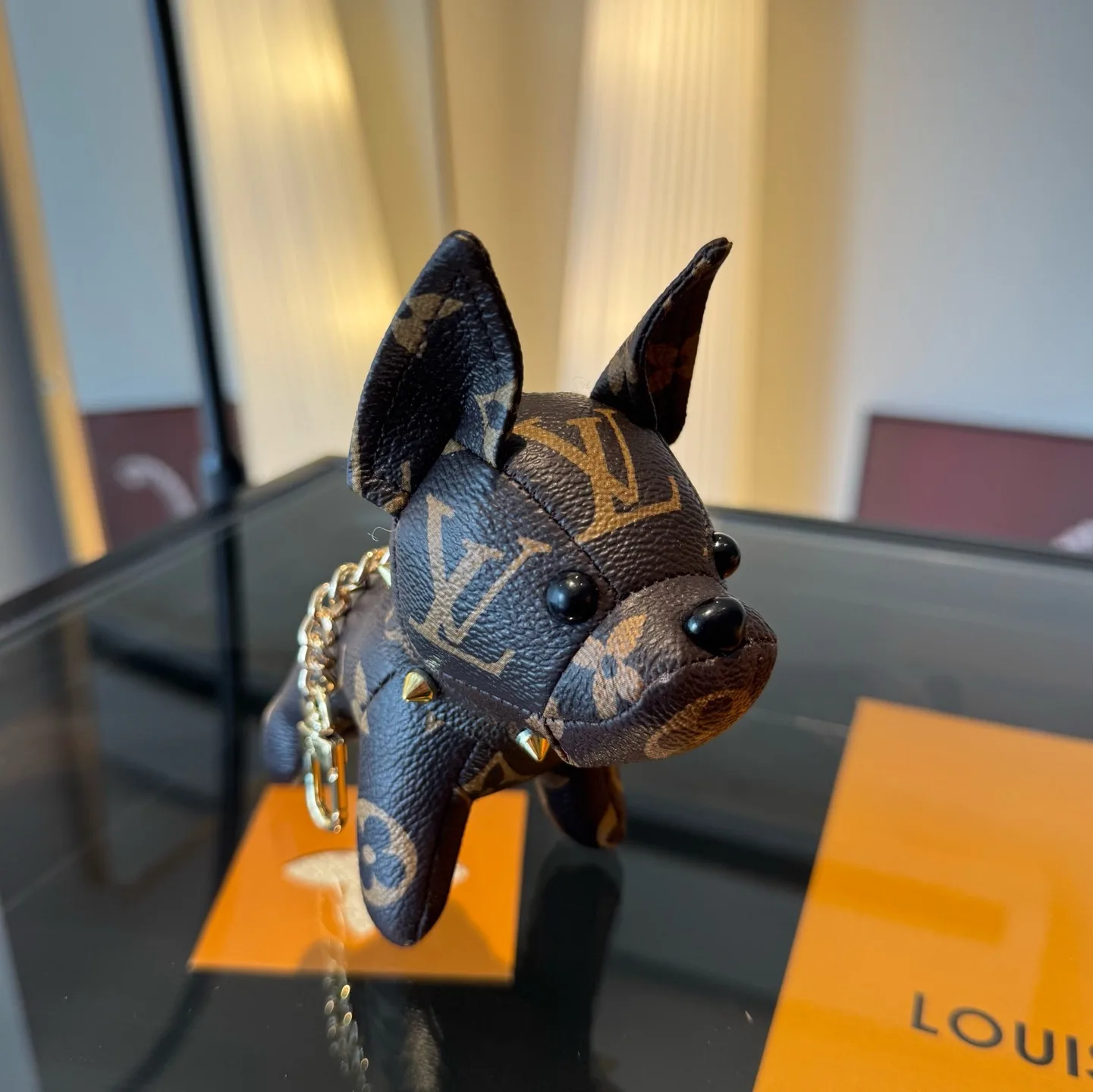 Durable Louis Vuitton Keychain 378