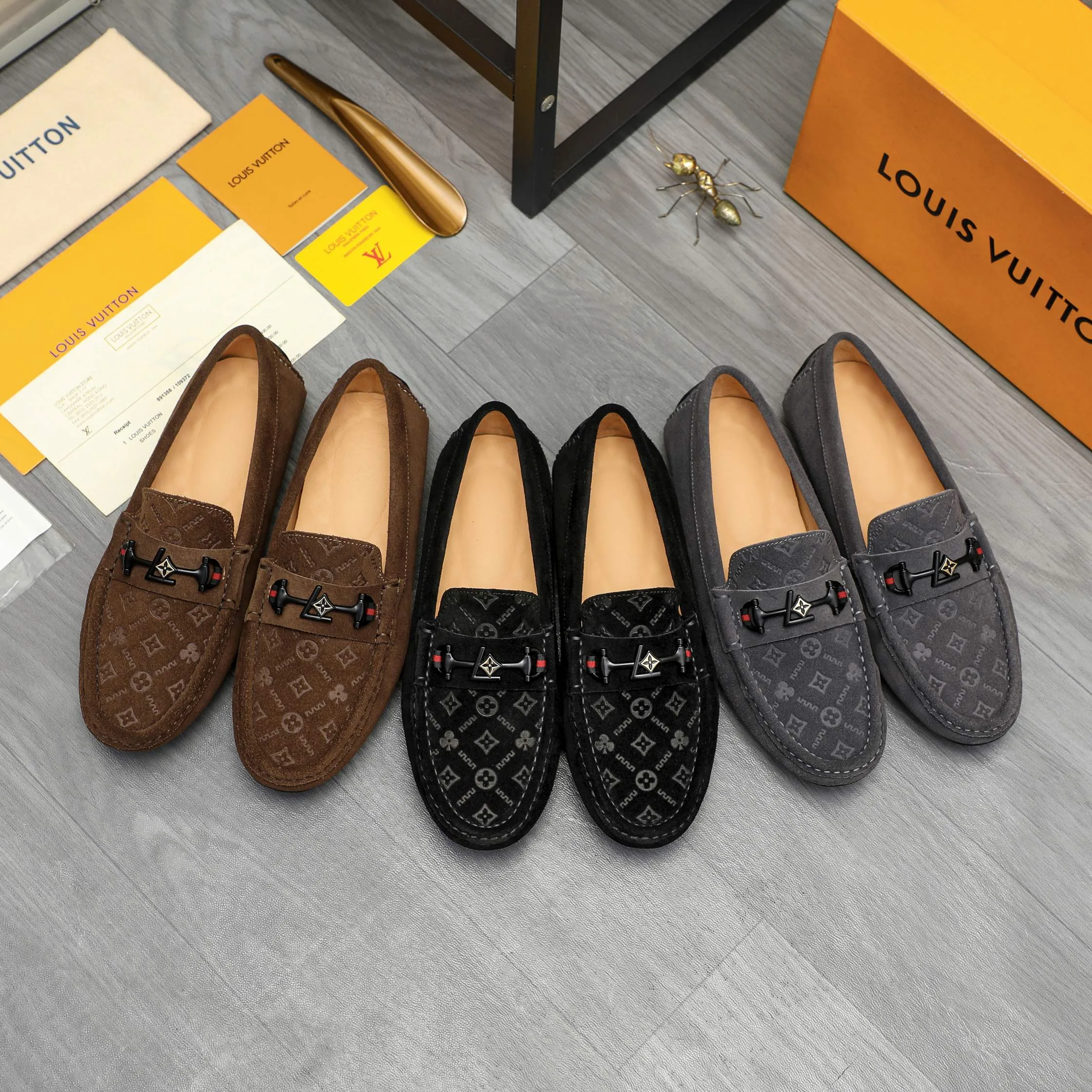 Louis Vuitton Leather Shoes Sleek 398