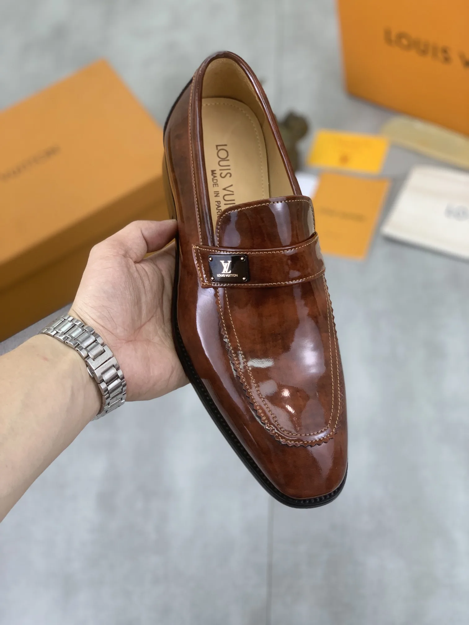 Louis Vuitton Leather Shoes Sleek 404