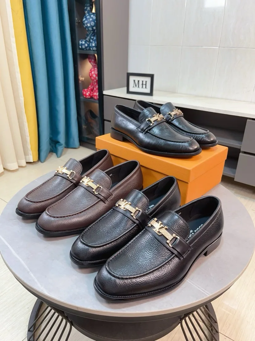 Tailored Louis Vuitton Leather Shoes 448
