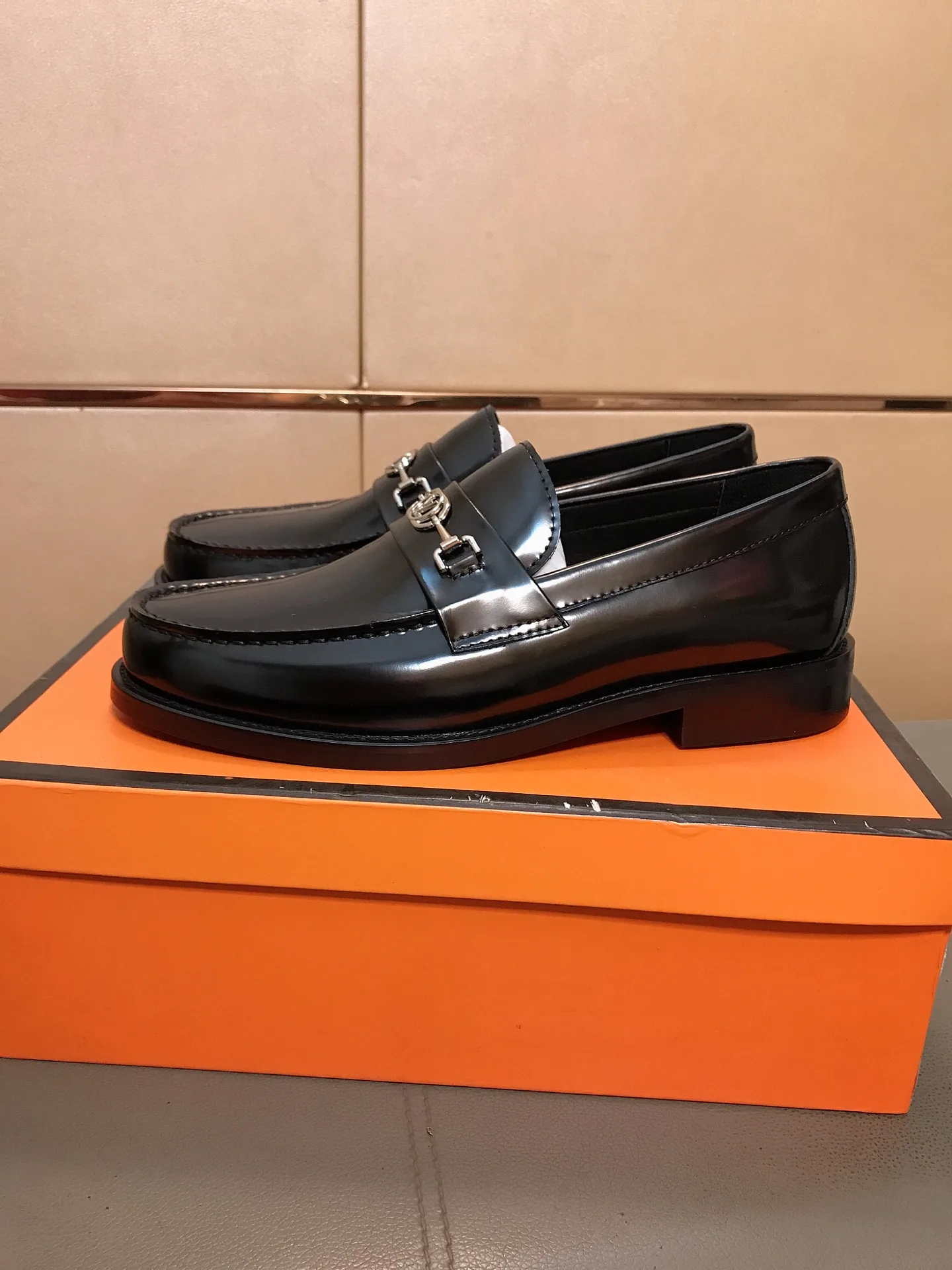 Upgraded Louis Vuitton Leather Shoes 402