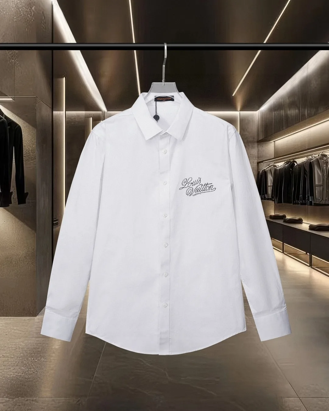 Louis Vuitton Long Sleeves ComfortFit 502