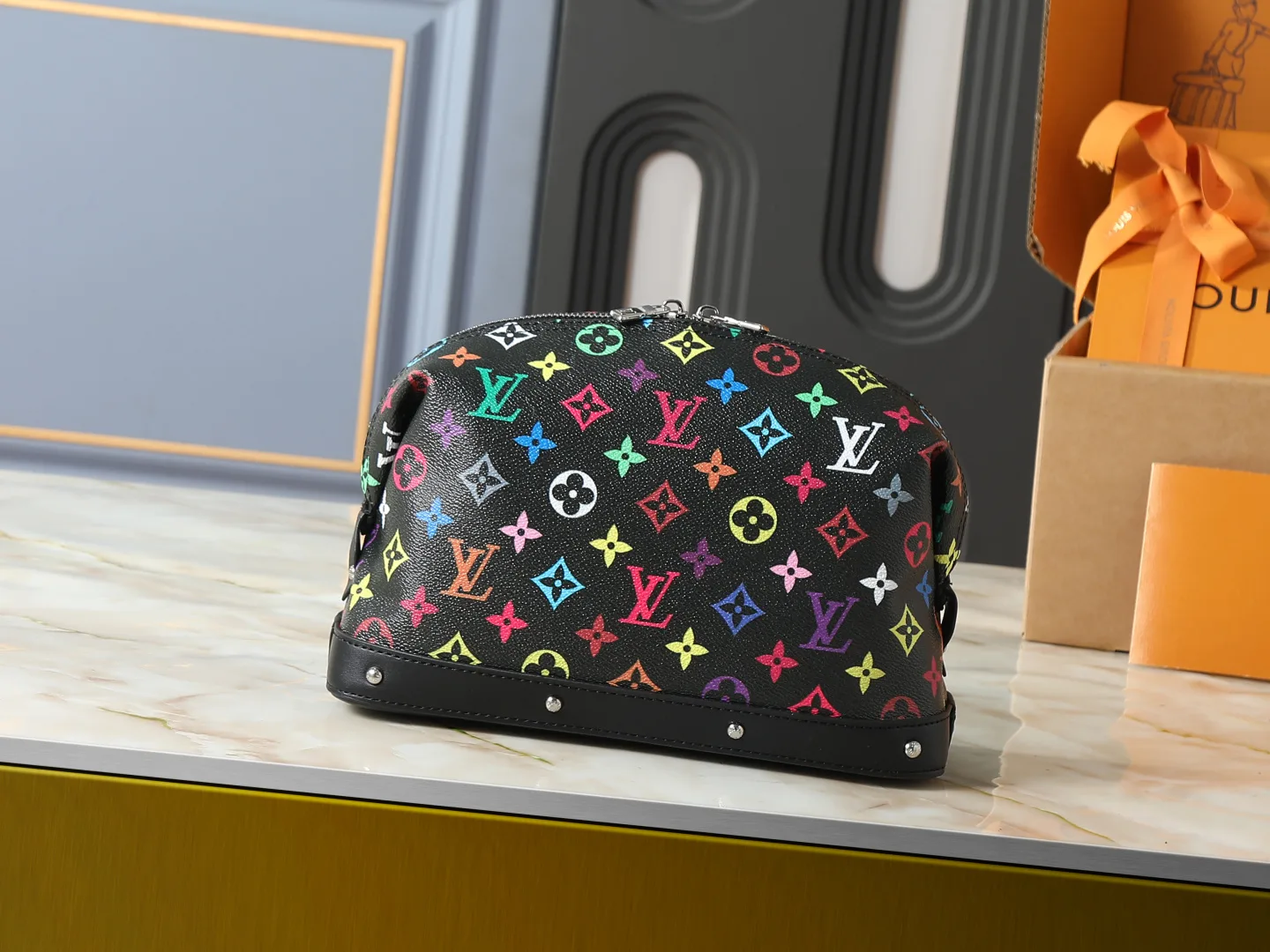 SoftTouch Louis Vuitton Makeup Bag 508