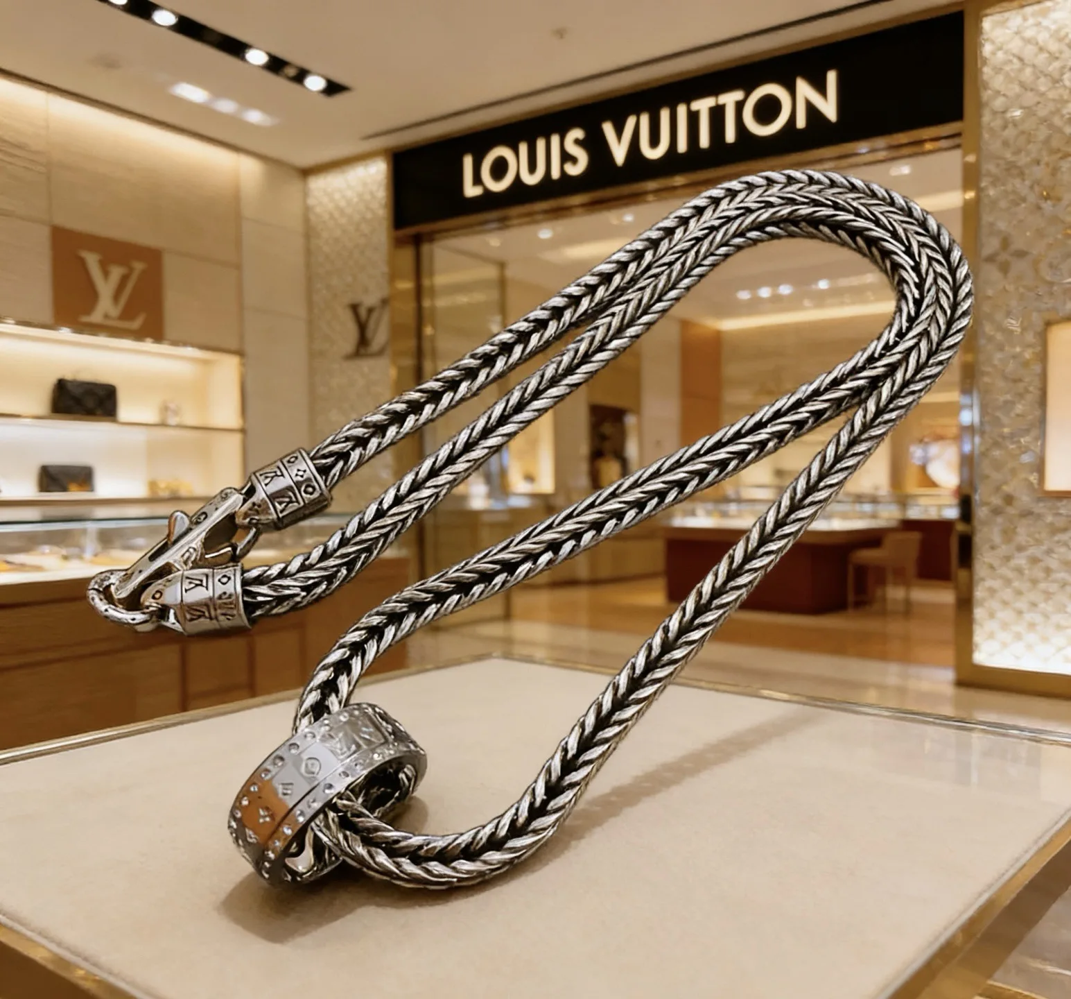 Functional Louis Vuitton Necklace 561