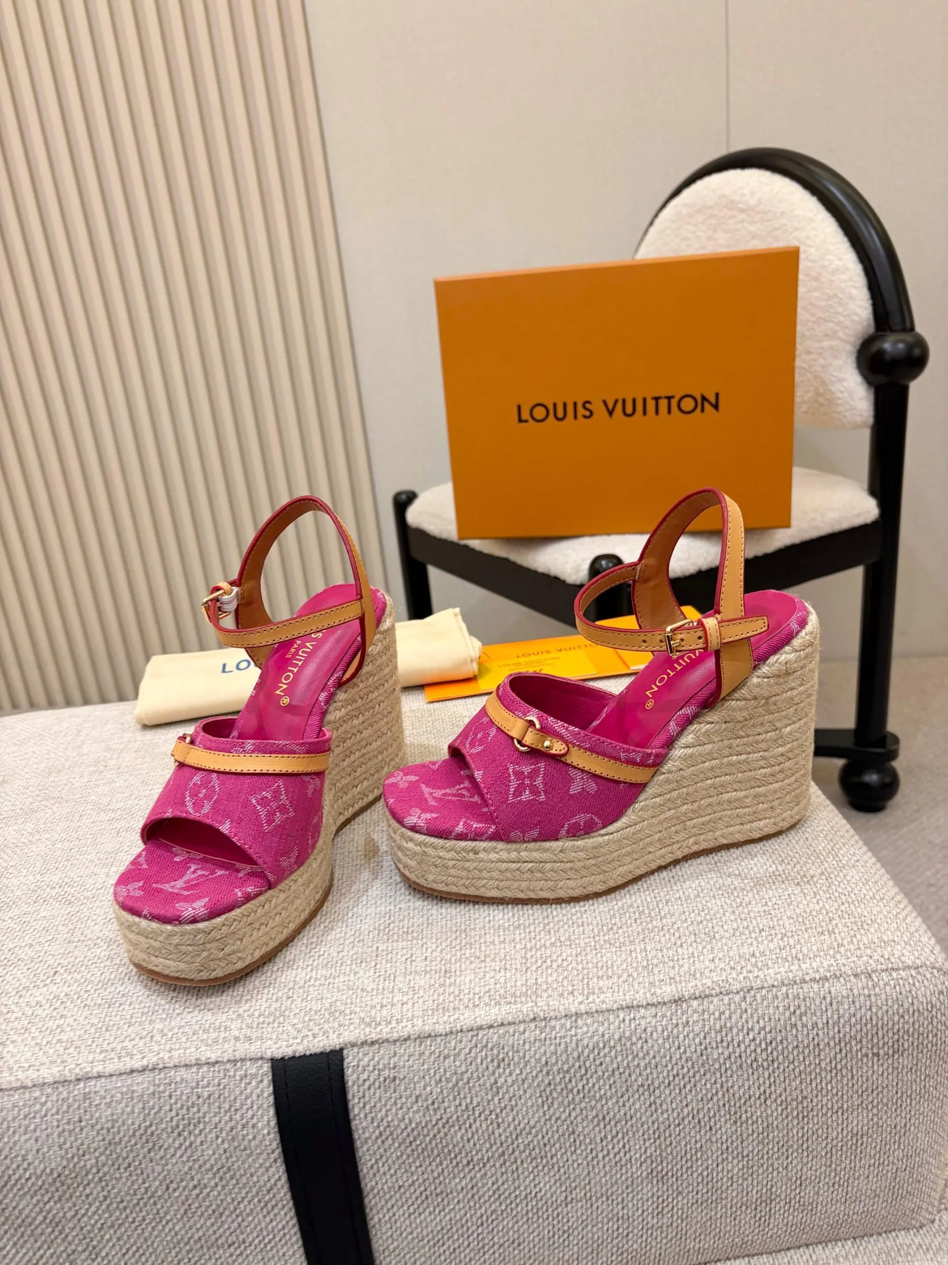Louis Vuitton Sandals TopPick 607