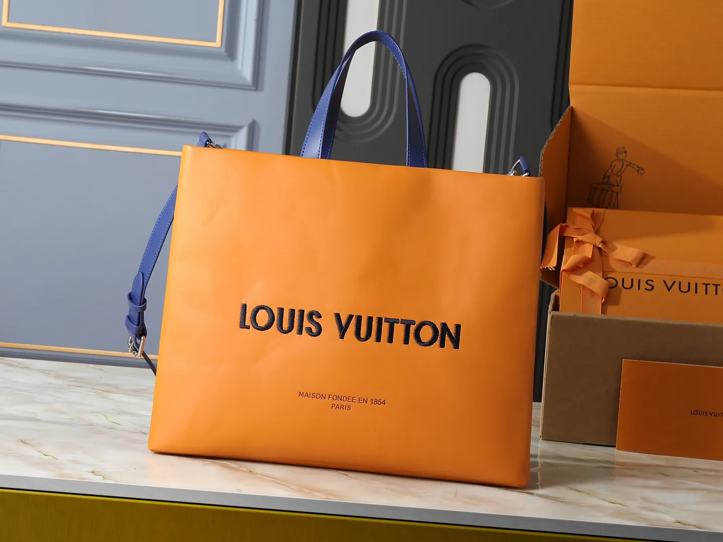 Louis Vuitton Shopping Bags ComfortFit 634
