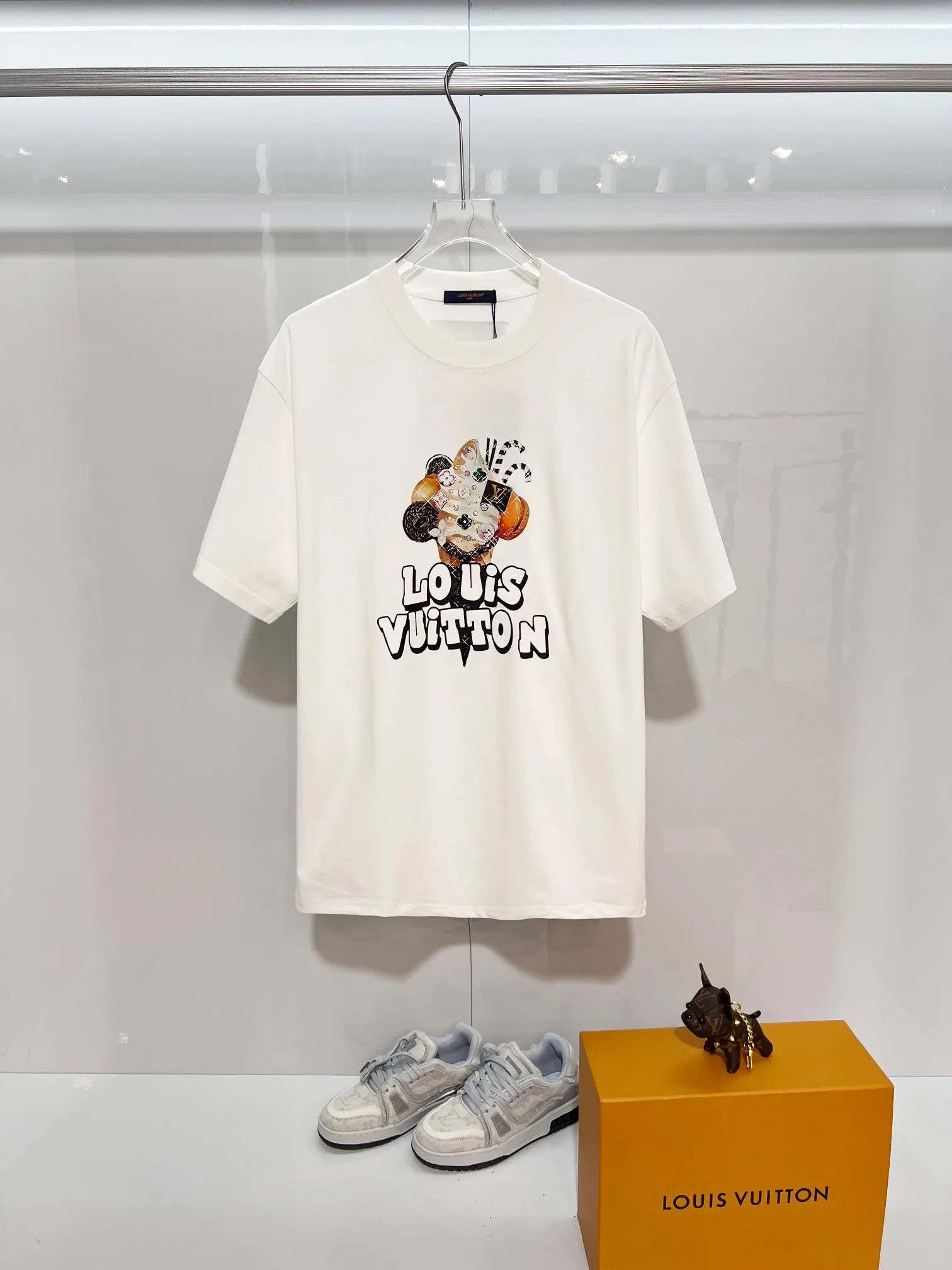 ModernLook Louis Vuitton Short Sleeves 769