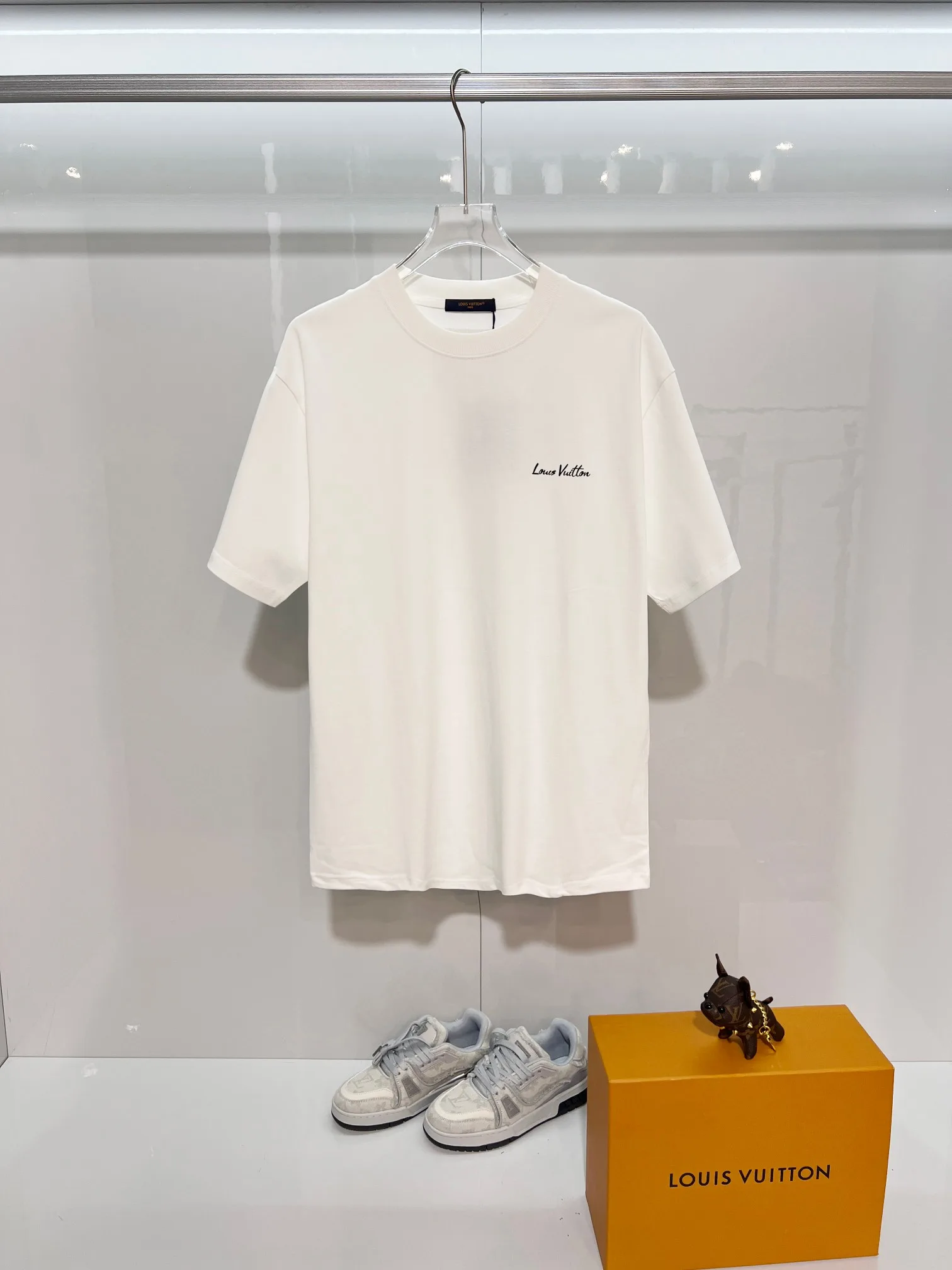 Unisex Louis Vuitton Short Sleeves 806