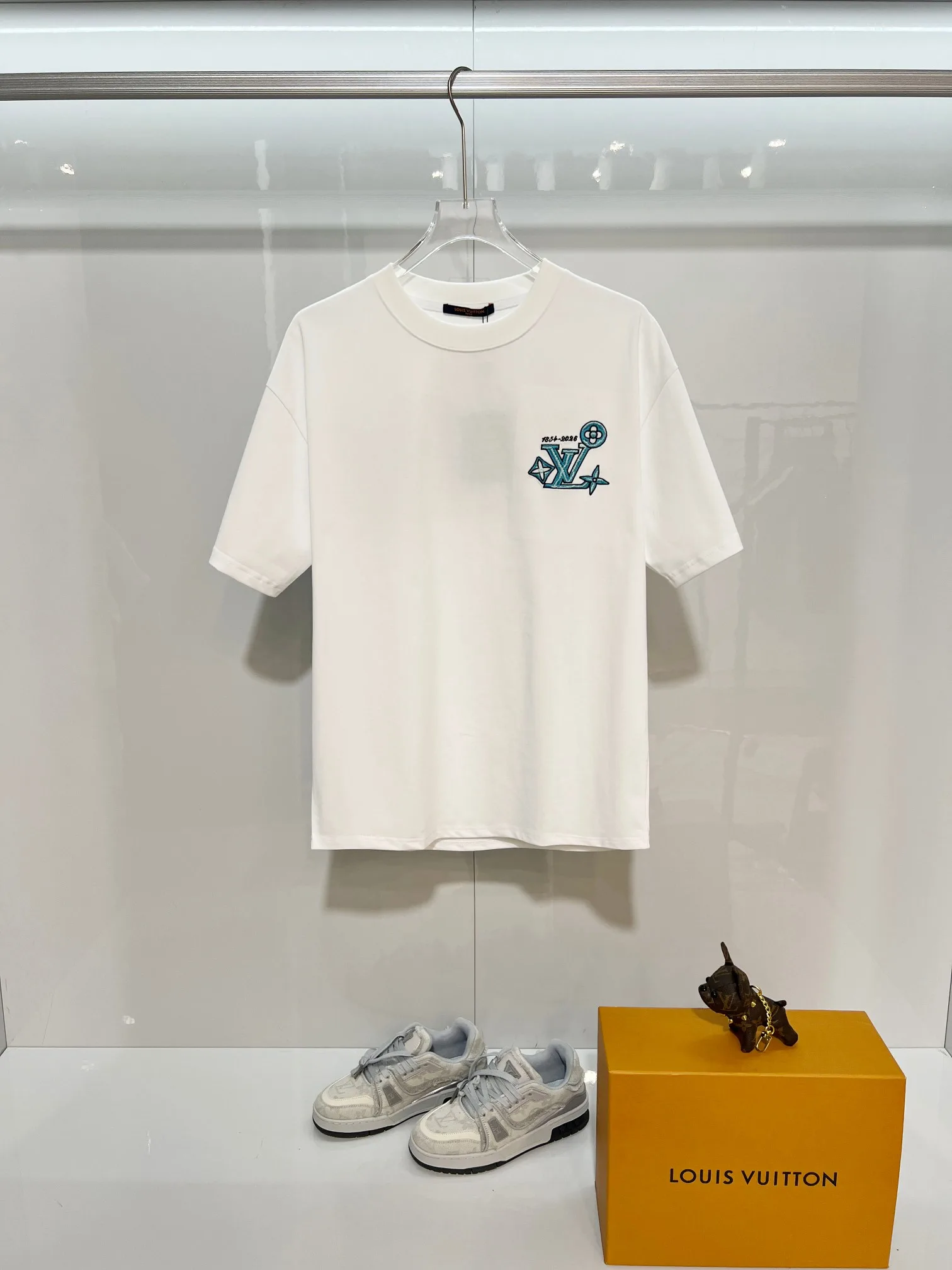 Louis Vuitton Short Sleeves Practical 849