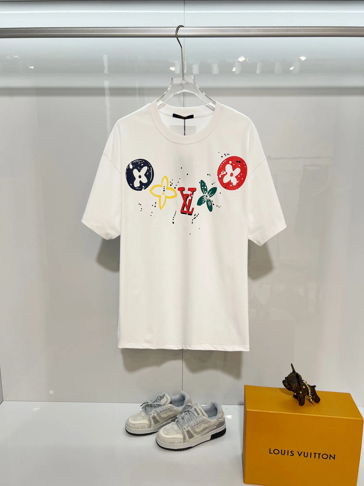 Louis Vuitton Short Sleeves Youthful 829