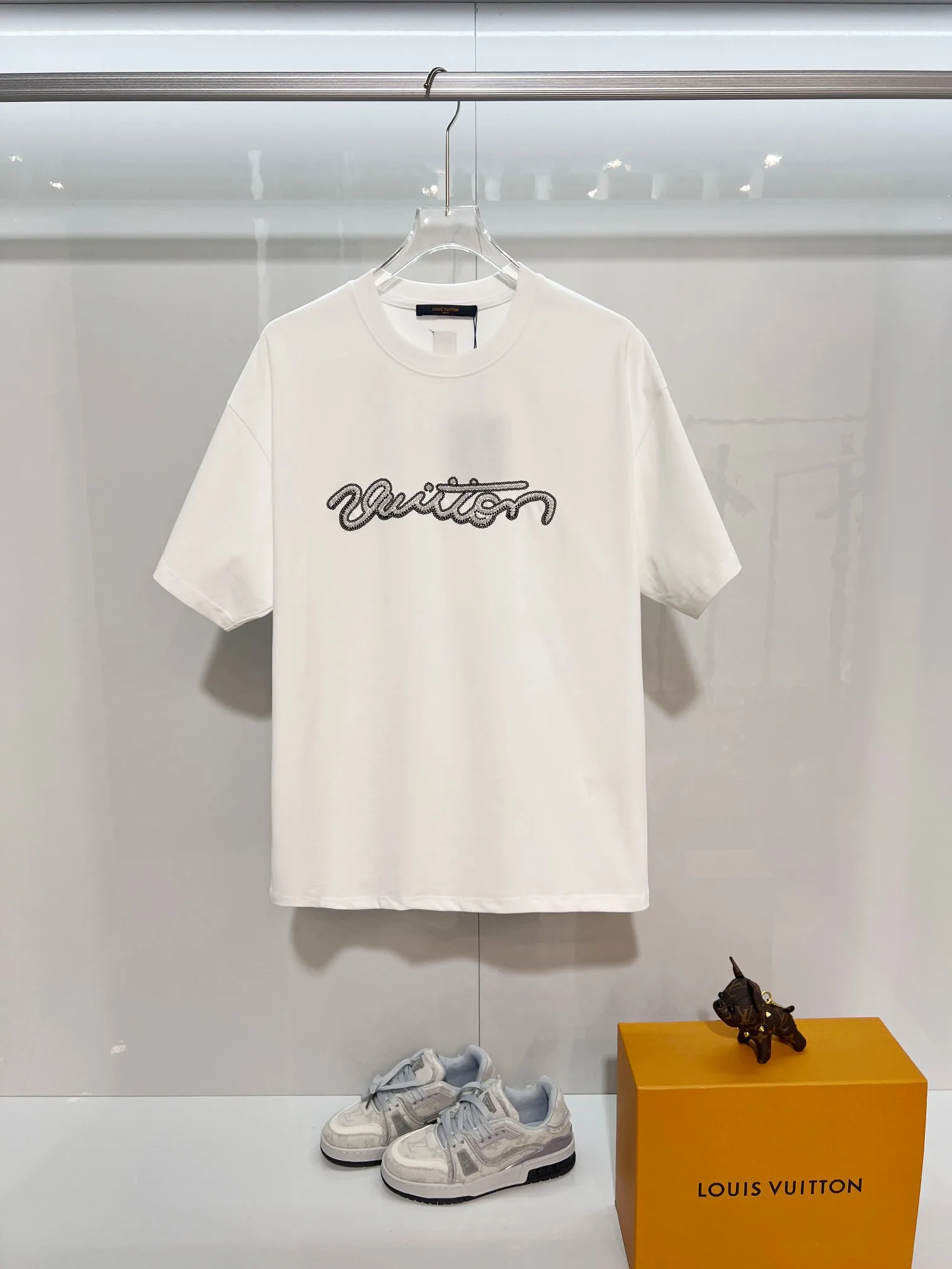 Contemporary Louis Vuitton Short Sleeves 840
