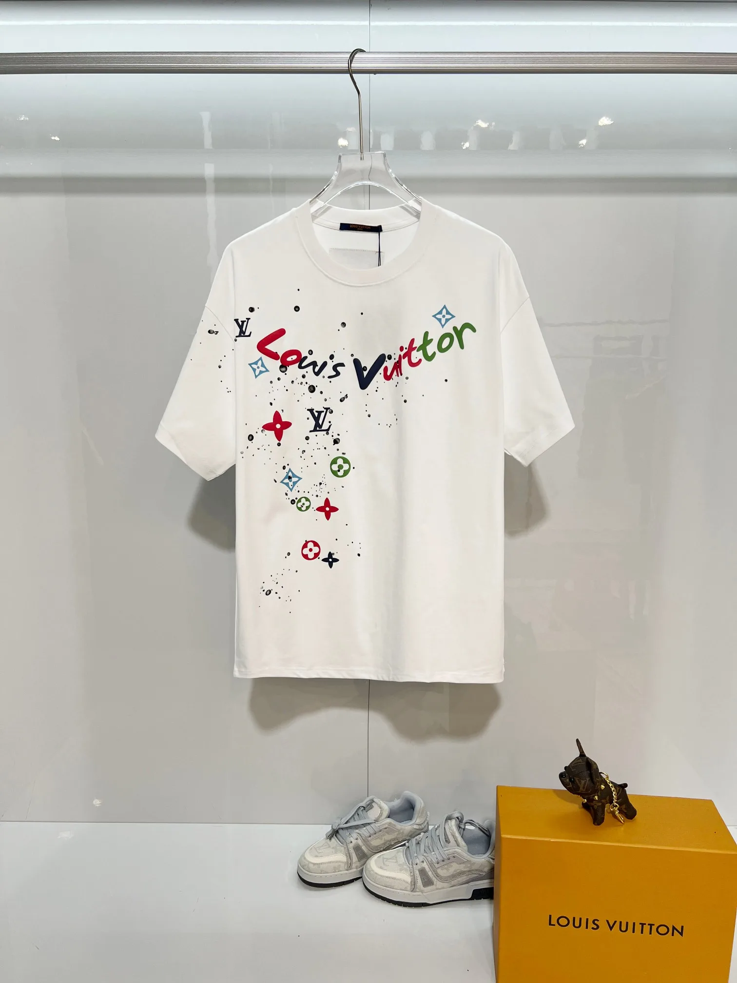 Cozy Louis Vuitton Short Sleeves 868