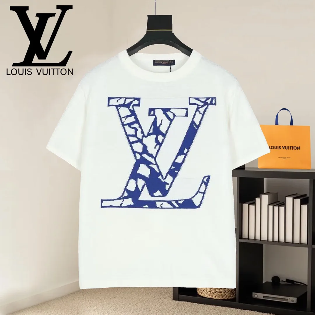 MultiPurpose Louis Vuitton Short Sleeves 895