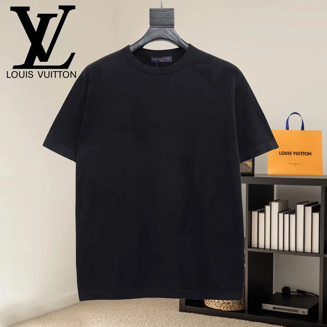WaterResistant Louis Vuitton Short Sleeves 890