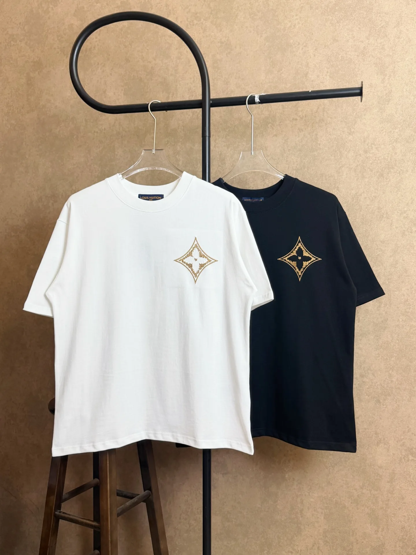 Louis Vuitton Short Sleeves Modern 778