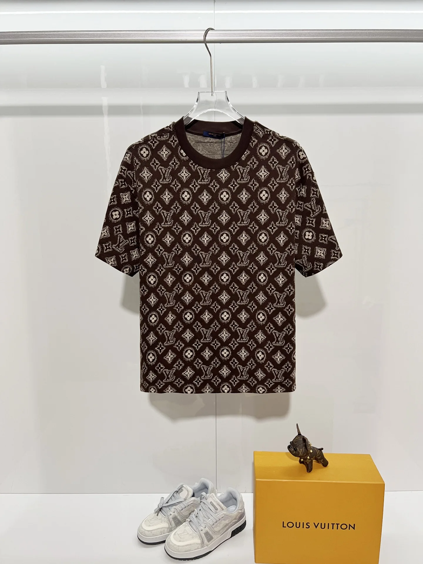 Elegant Louis Vuitton Short Sleeves 835