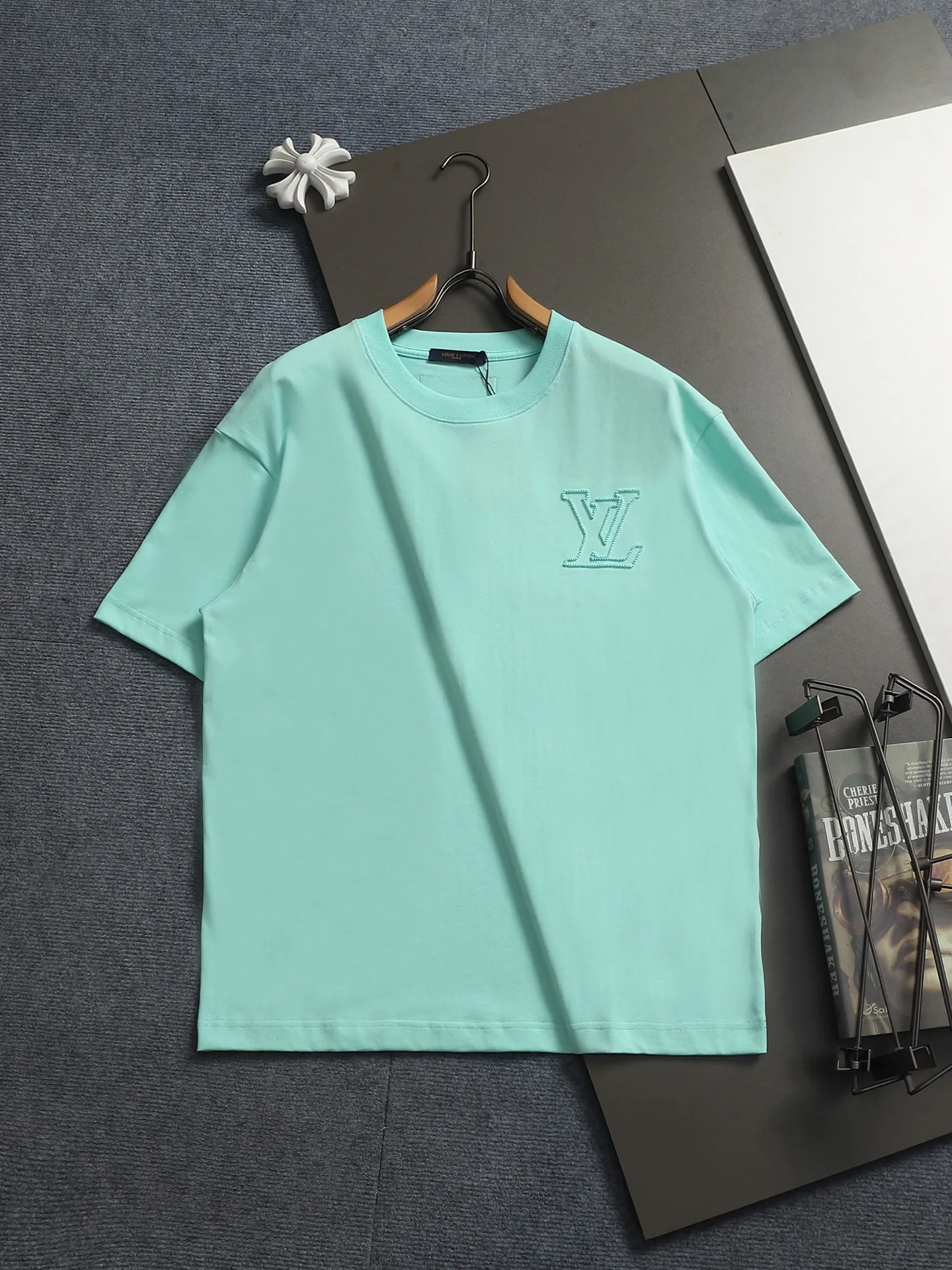 TopPick Louis Vuitton Short Sleeves 643