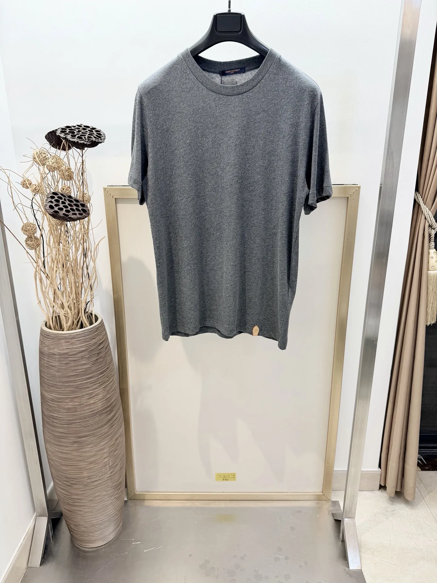 Louis Vuitton Short Sleeves Bold 672