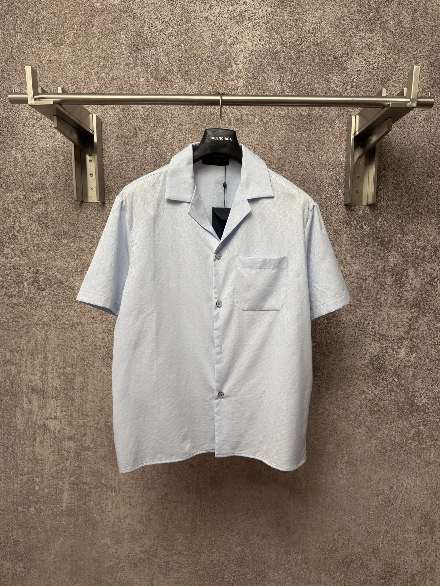 Louis Vuitton Short Sleeves Modern 691