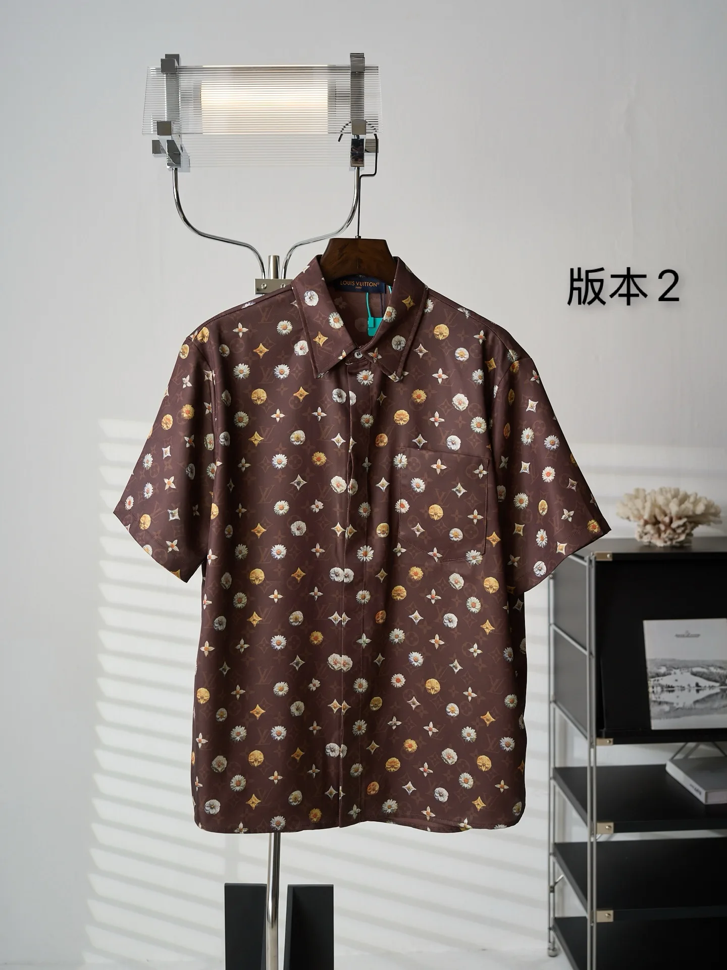 StreetReady Louis Vuitton Short Sleeves 698