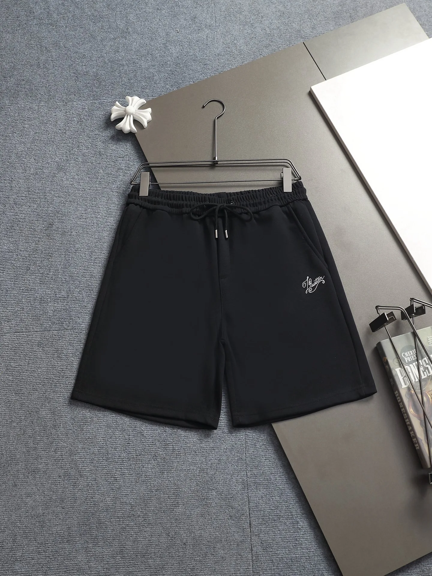 Louis Vuitton Shorts Unique 908