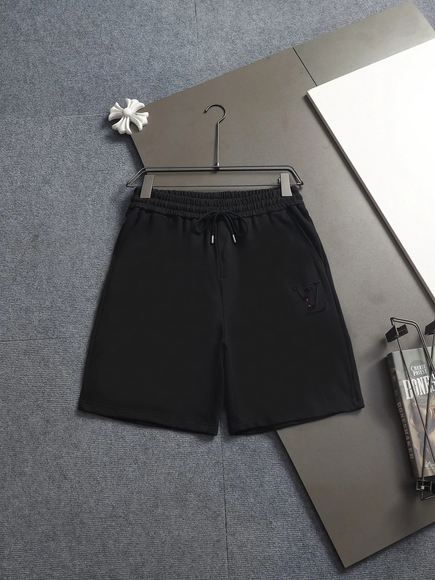 Louis Vuitton Shorts Stretchable 934