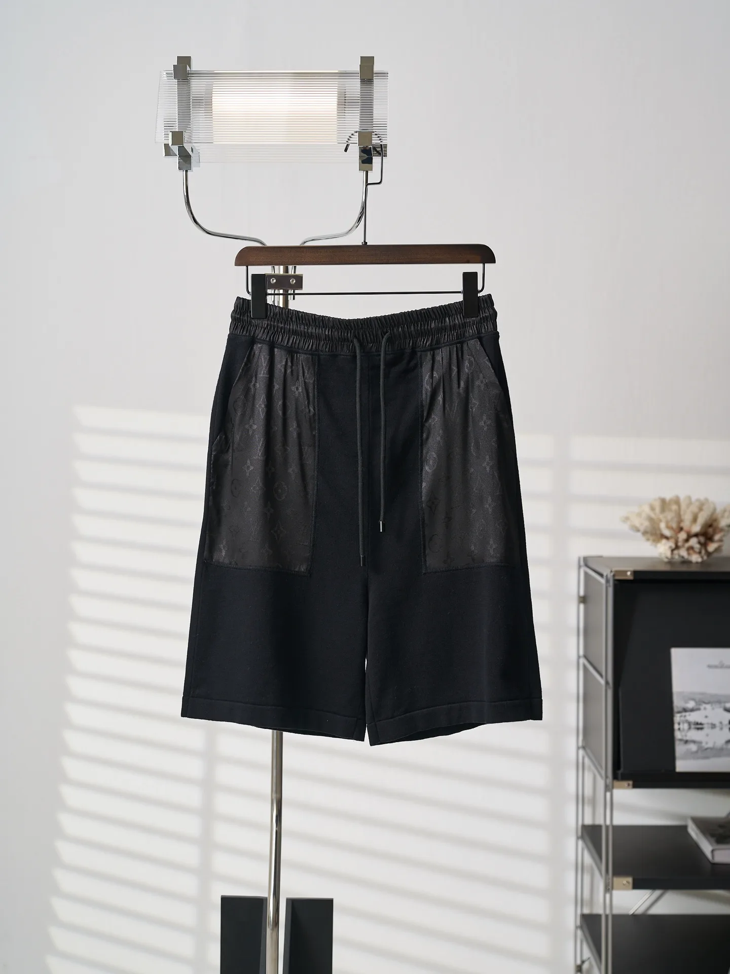 Louis Vuitton Shorts Comfortable 926