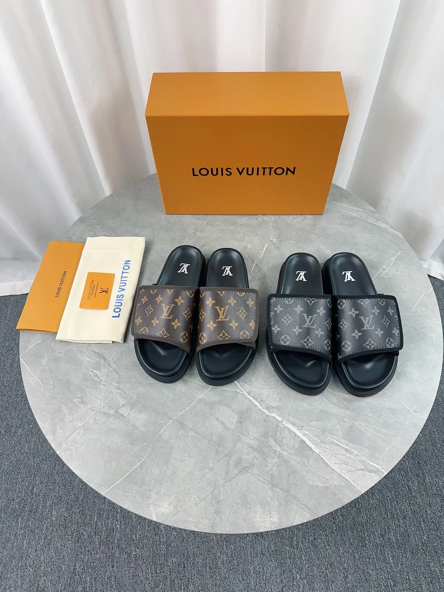 Sophisticated Louis Vuitton Slippers 1013