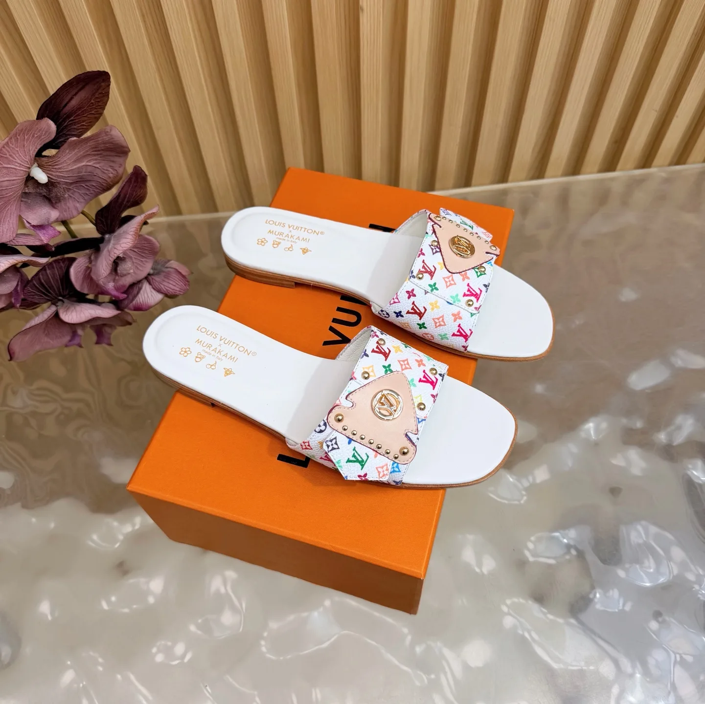 Durable Louis Vuitton Slippers 1044