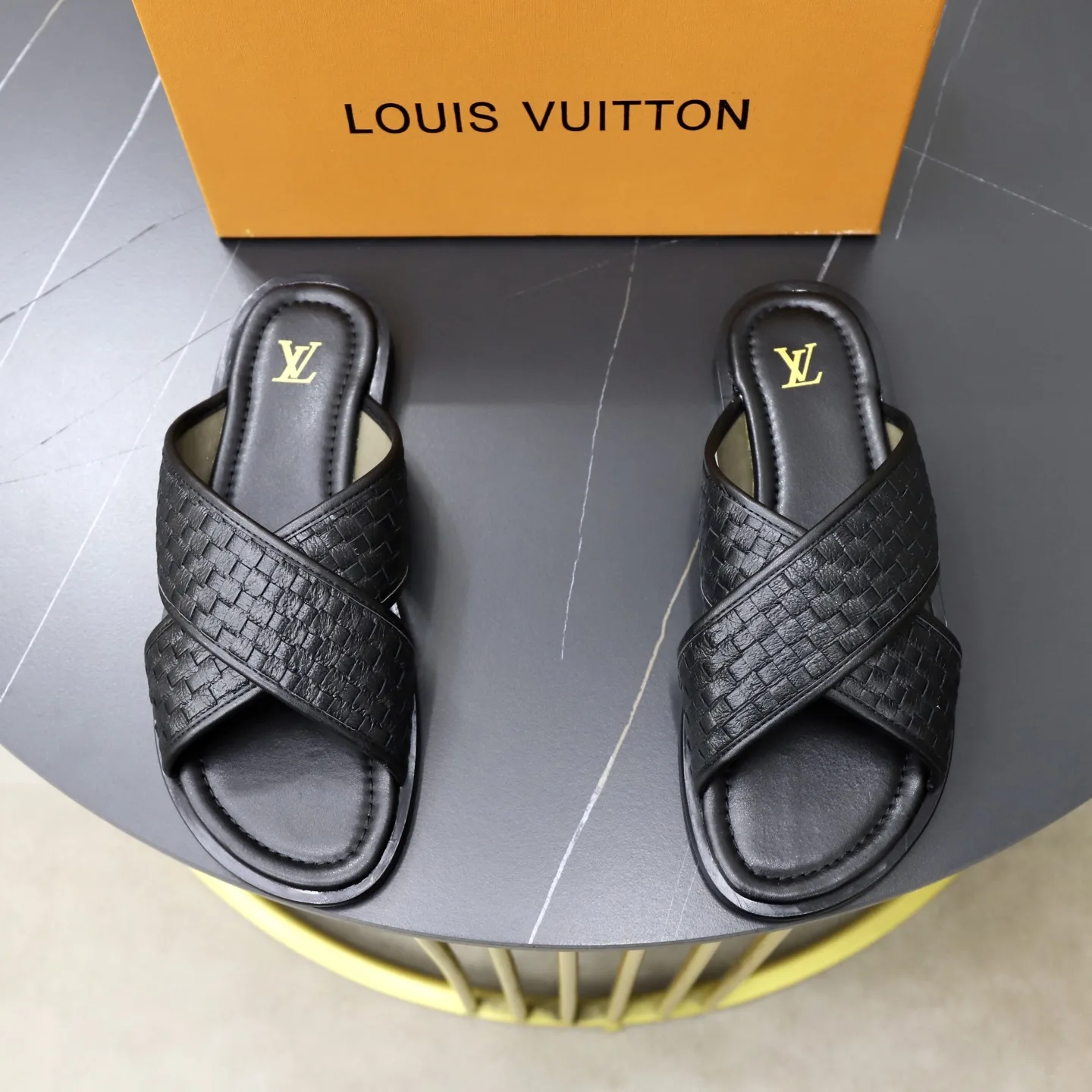 Durable Louis Vuitton Slippers 955