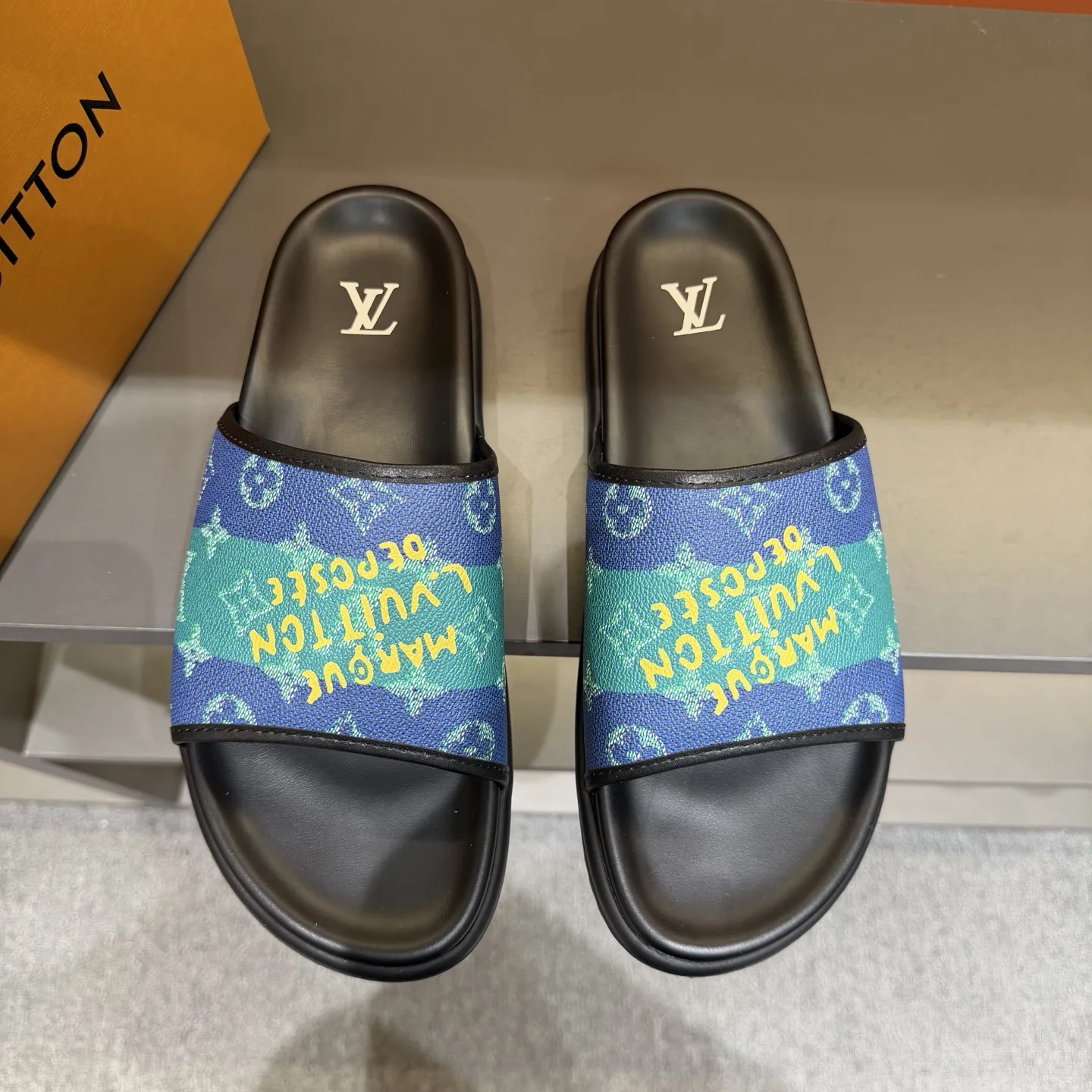 Louis Vuitton Slippers FlexibleFit 1001