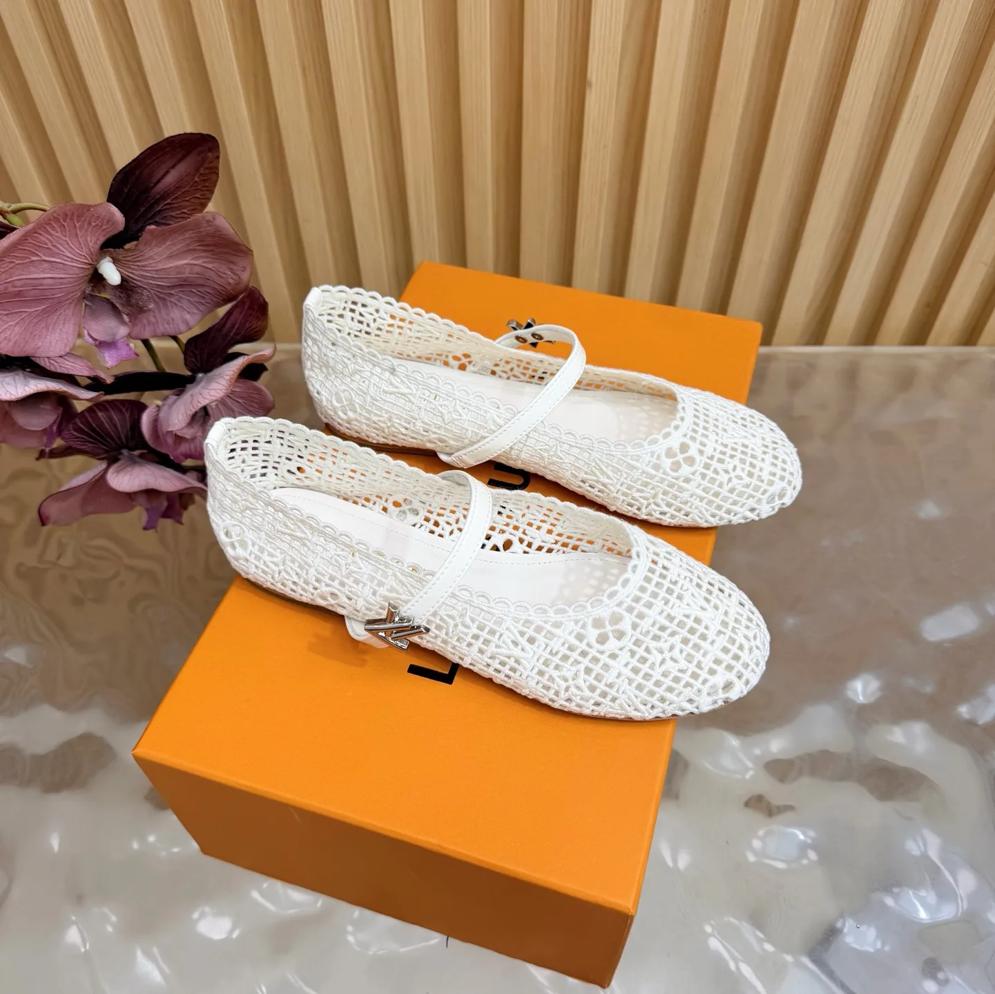 UrbanStyle Louis Vuitton Slippers 1047