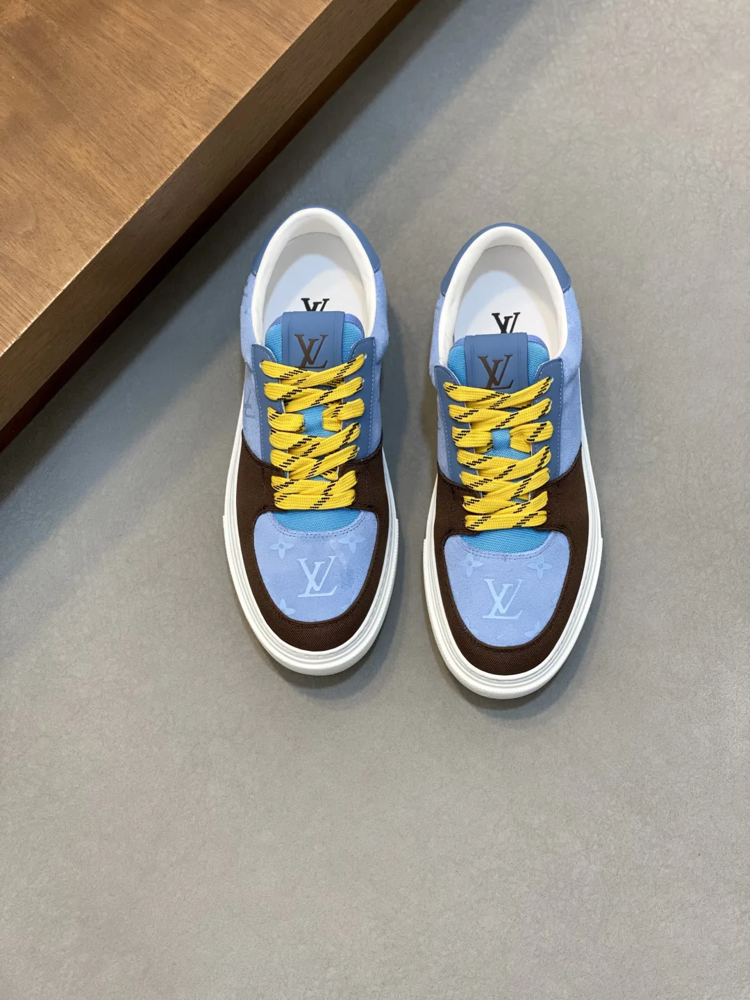 Breathable Louis Vuitton Sneakers 1117