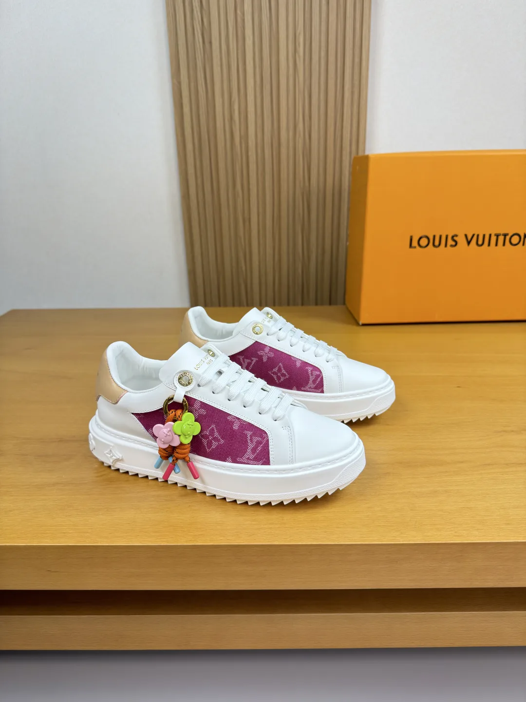 Louis Vuitton Sneakers EasyCare 1093