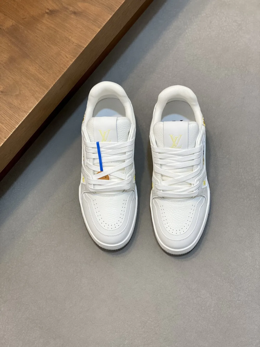 Tailored Louis Vuitton Sneakers 1122