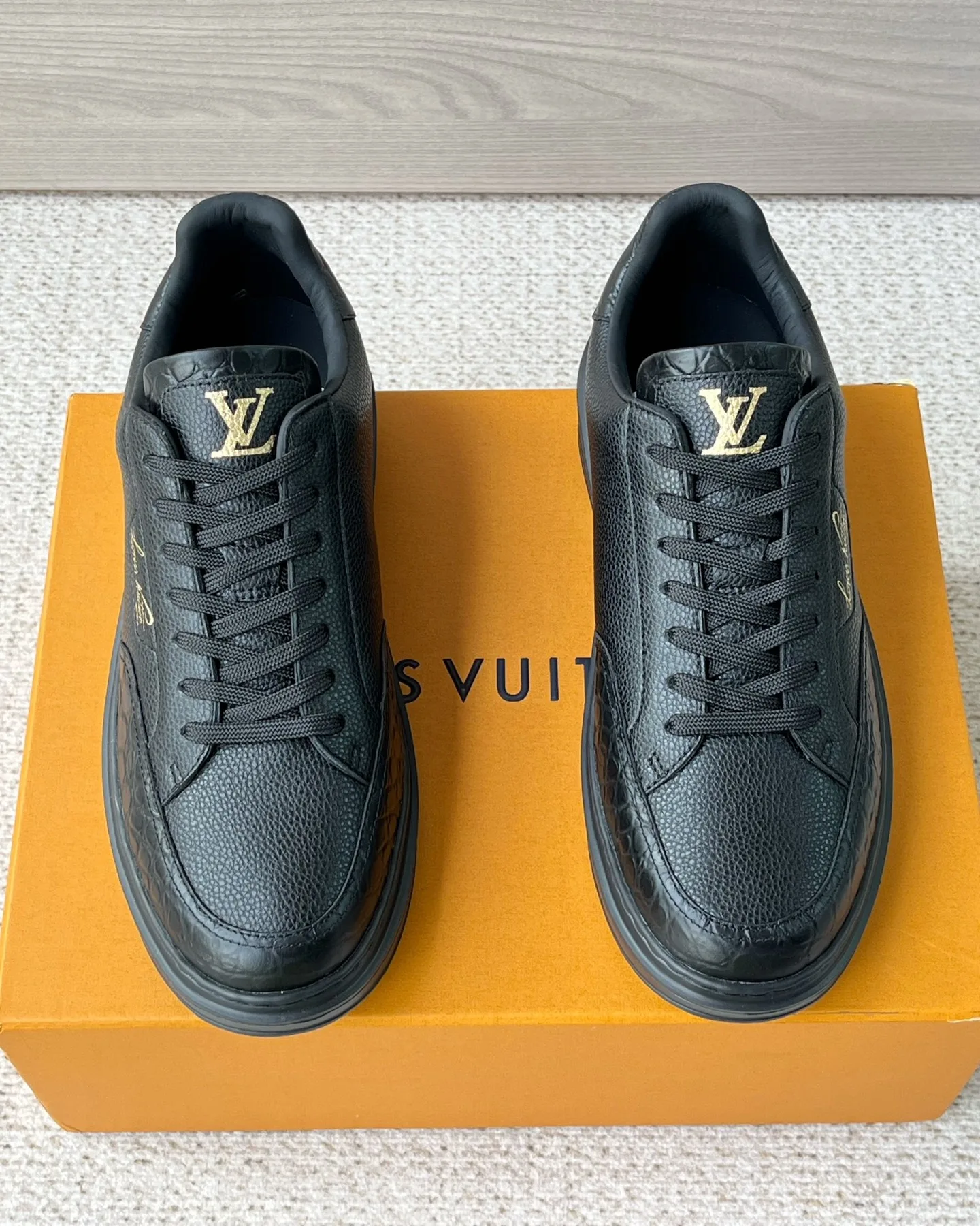 Louis Vuitton Sneakers Youthful 1129