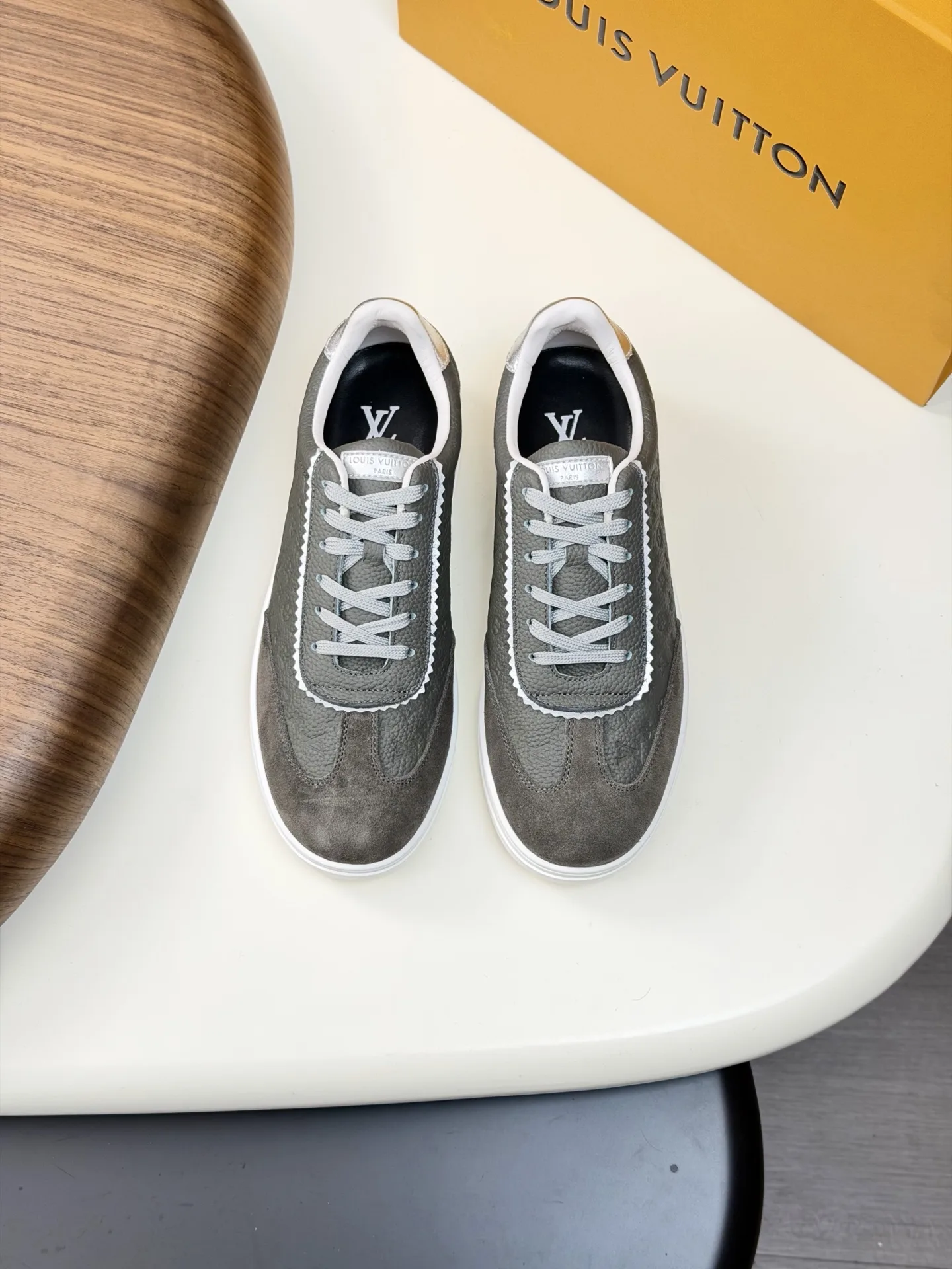 Louis Vuitton Sneakers QuickDry 1100