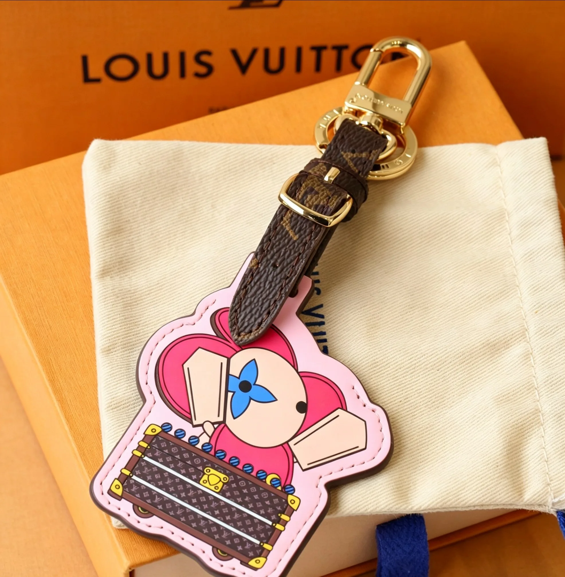 Louis Vuitton Suitcase WaterResistant 1165