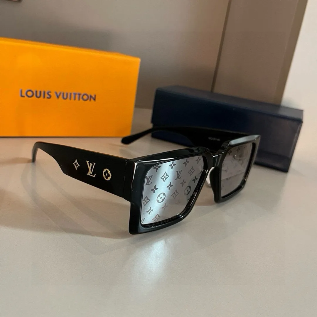 Louis Vuitton Sunglasses DailyWear 1208