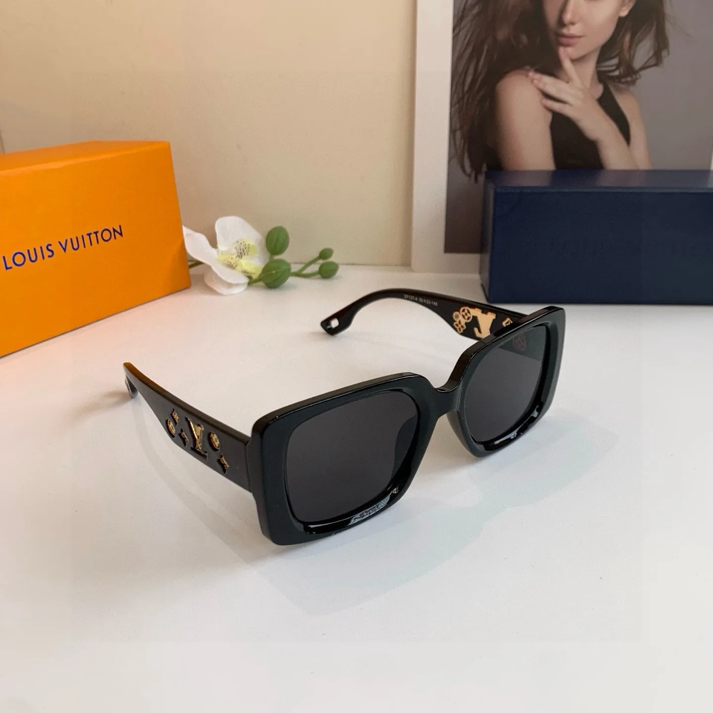 Cozy Louis Vuitton Sunglasses 1183