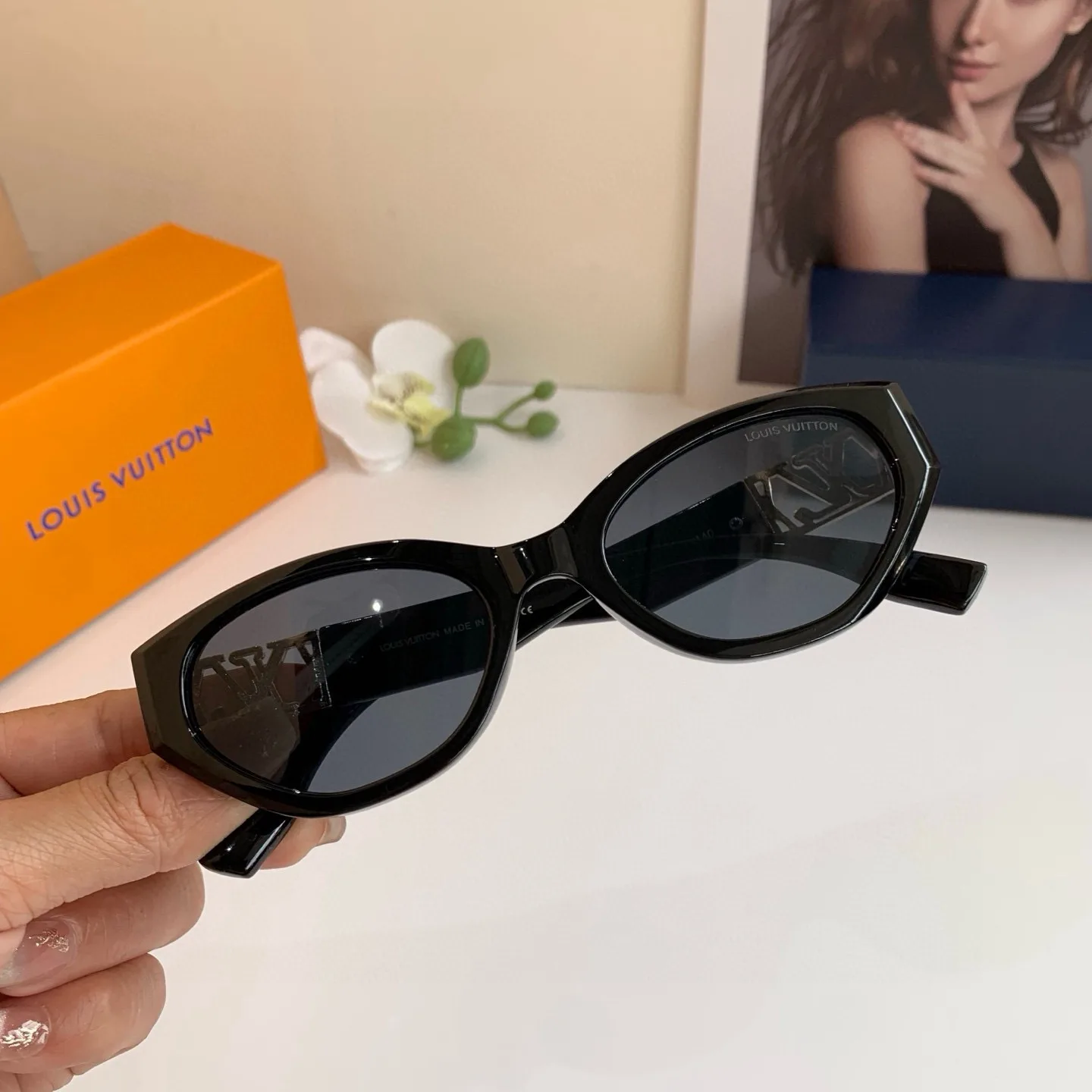SunProtective Louis Vuitton Sunglasses 1211