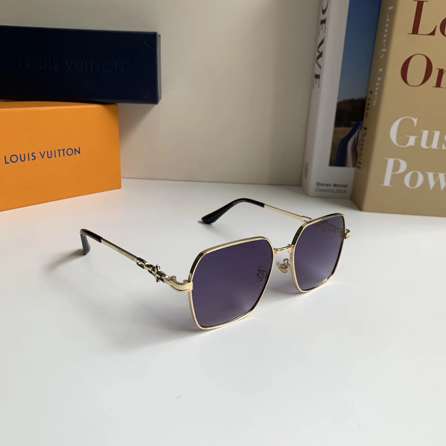 Packable Louis Vuitton Sunglasses 1202
