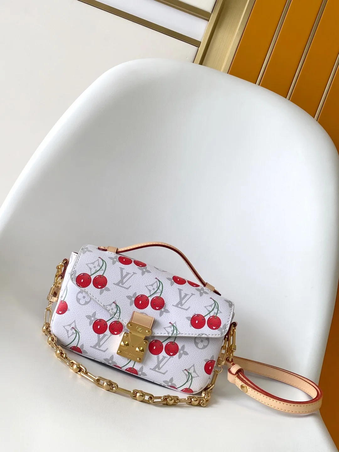 Louis Vuitton Wallet Fashionable 1245