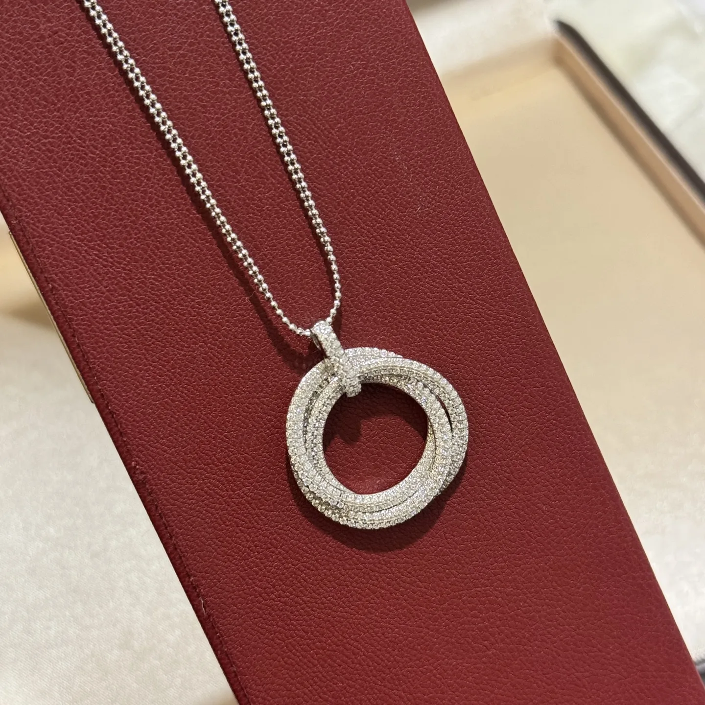 Love Necklace Sophisticated 7615