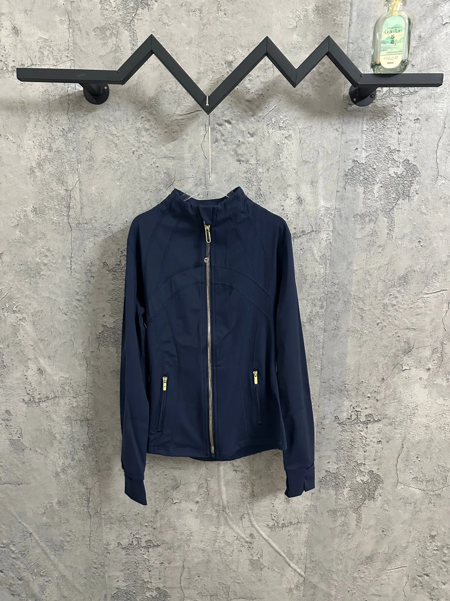 Lululemon Coat Neat 7320