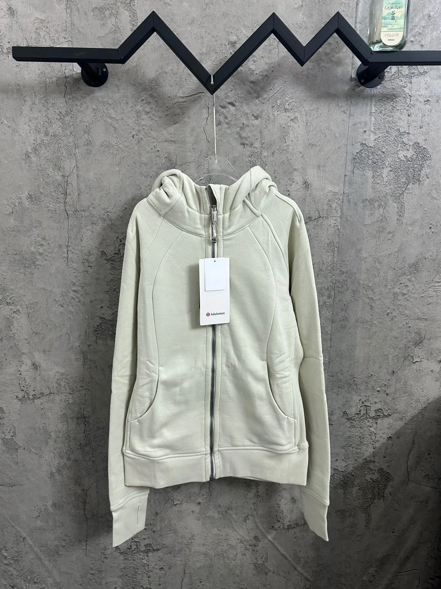 Lululemon Long Sleeves FlexibleFit 7335