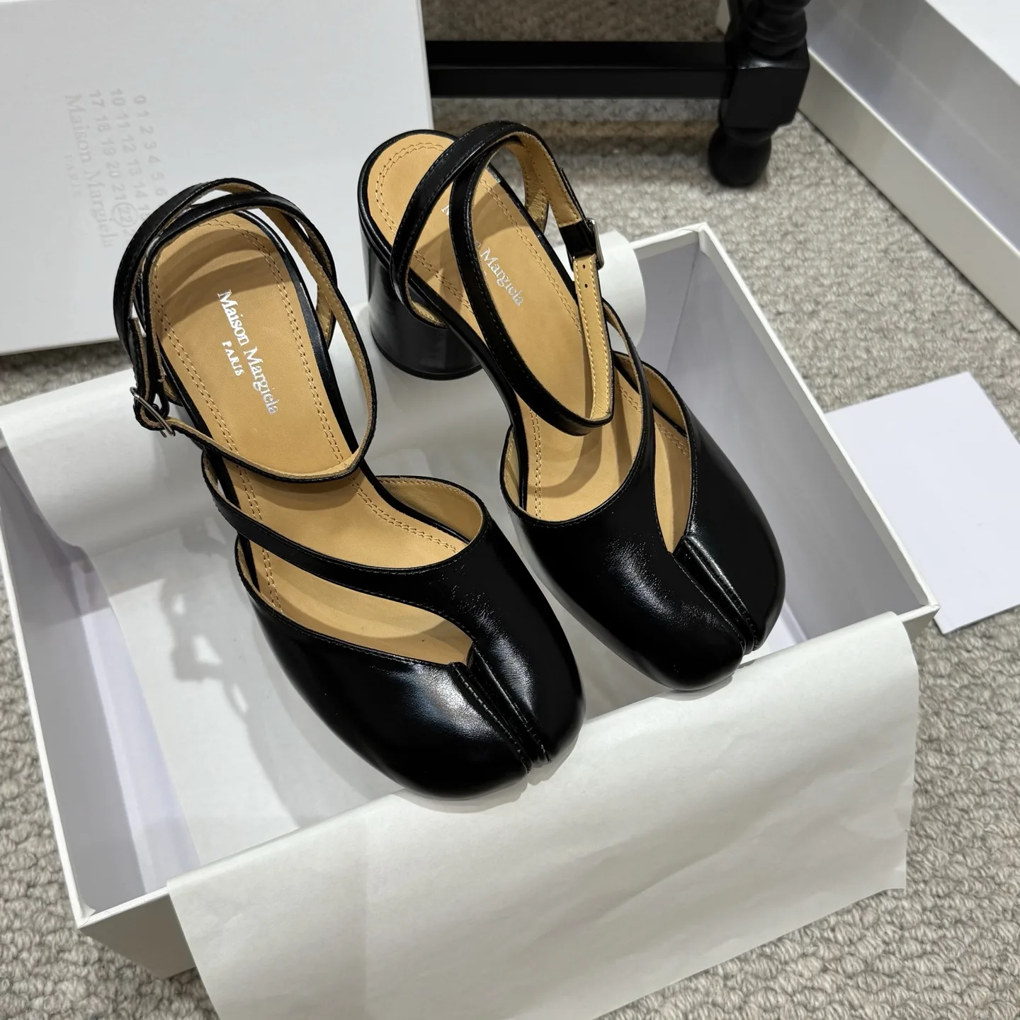 Margiela Leather Shoes WrinkleFree 7091