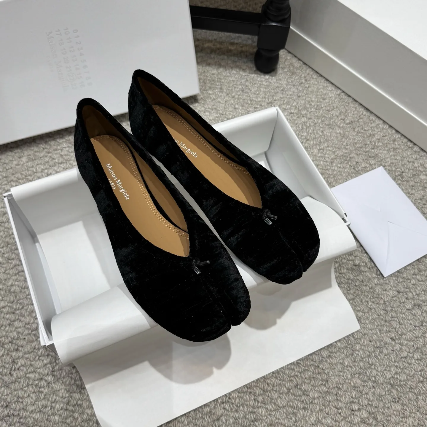 Vibrant Margiela Leather Shoes 7093